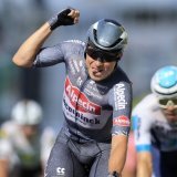 Une maîtrise totale pour Jasper Philipsen à Nîmes. KEYSTONE/EPA/GUILLAUME HORCAJUELO